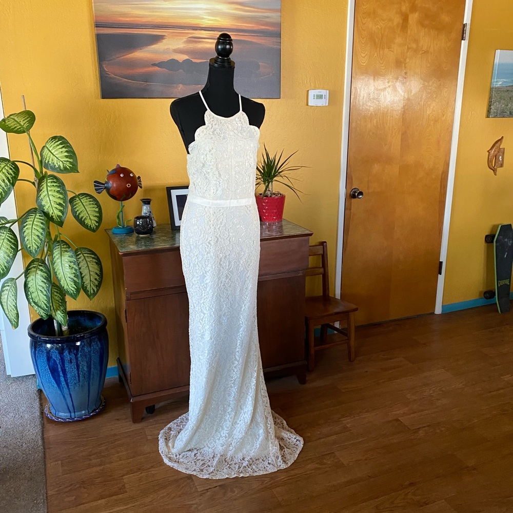 Ecru Lace Halter Maxi Dress